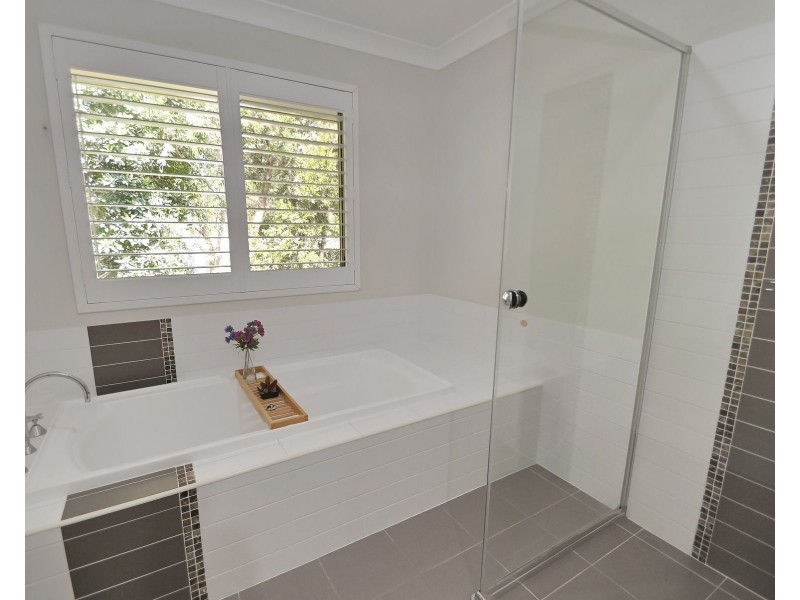 70 Boorawine Terrace, Callala Bay NSW 2540