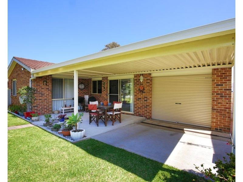 128 Prince Edward Avenue, Culburra Beach NSW 2540