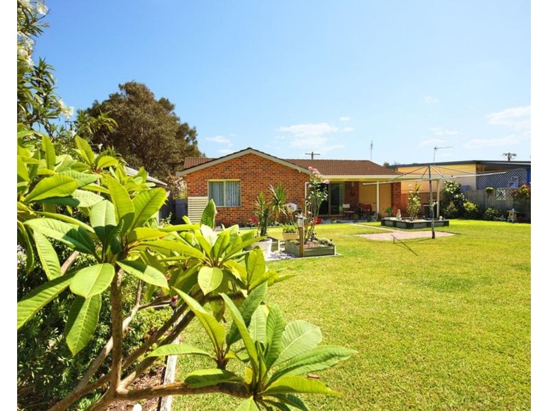 128 Prince Edward Avenue, Culburra Beach NSW 2540