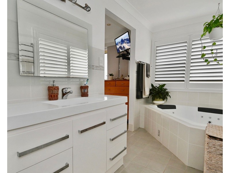 31 Gerringong Street, Currarong NSW 2540