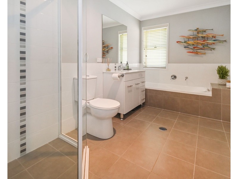 35 Greenbank Grove, Culburra Beach NSW 2540