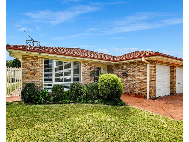 25 Emmett Street, Callala Bay NSW 2540