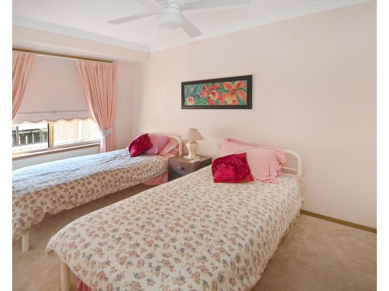 15 Queen Mary Street, Callala Beach NSW 2540