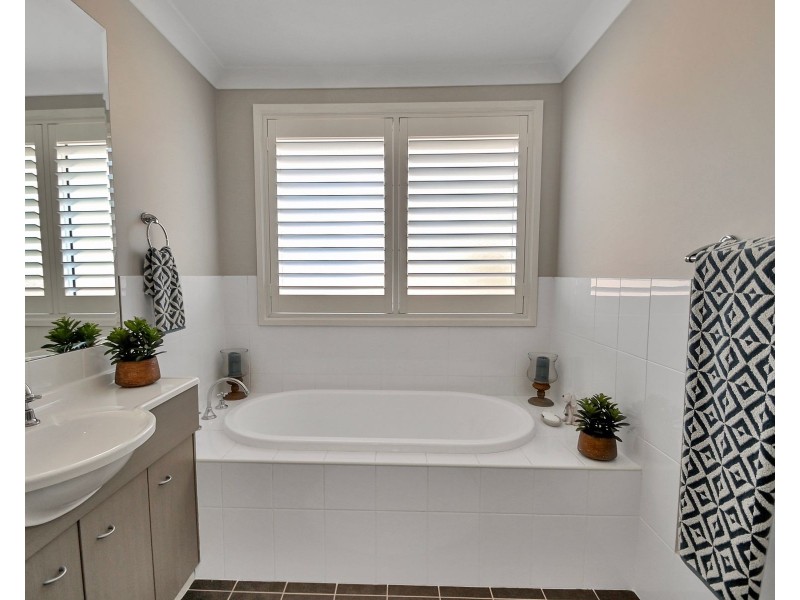 78 Watts Road, Callala Beach NSW 2540