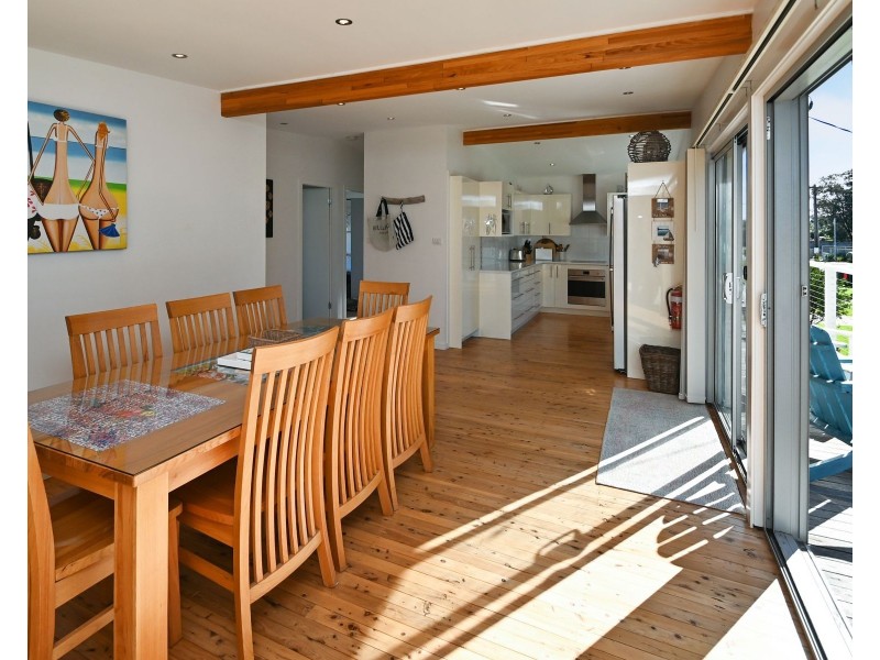 180 Marina Lane, Culburra Beach NSW 2540