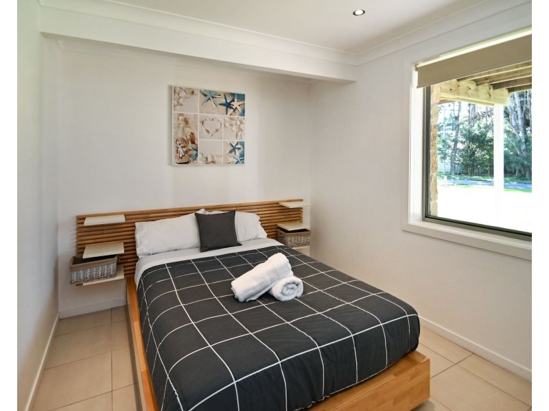 180 Marina Lane, Culburra Beach NSW 2540