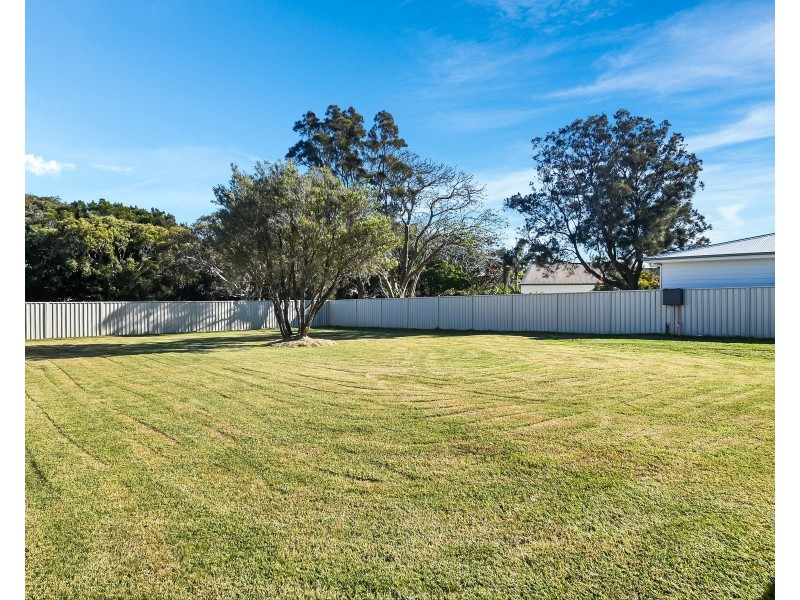 17A Prince Edward Avenue, Culburra Beach NSW 2540