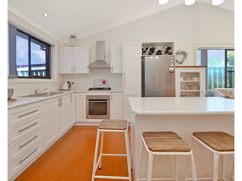 21 Verge Road, Callala Beach NSW 2540