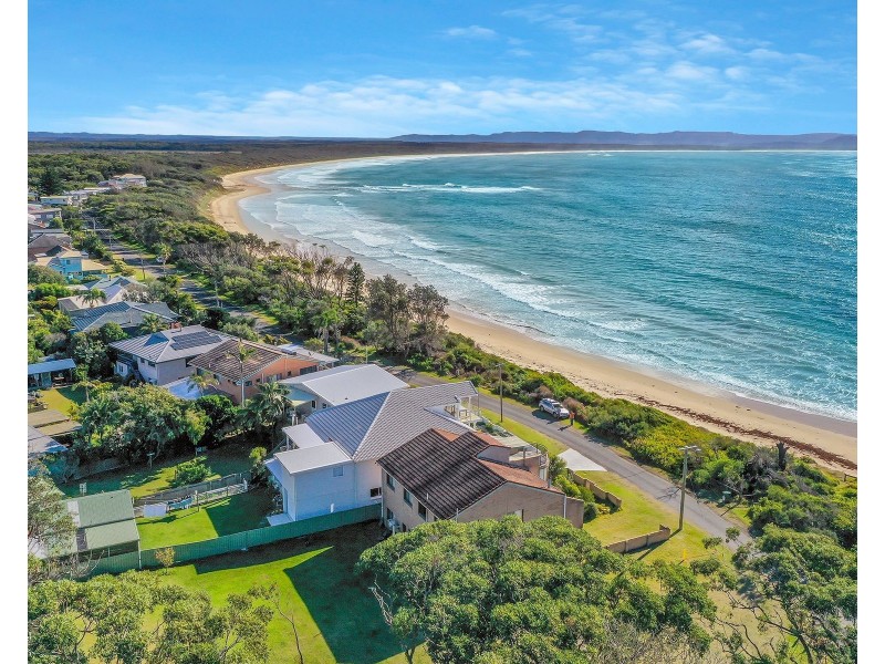 72 Warrain Crescent, Currarong NSW 2540