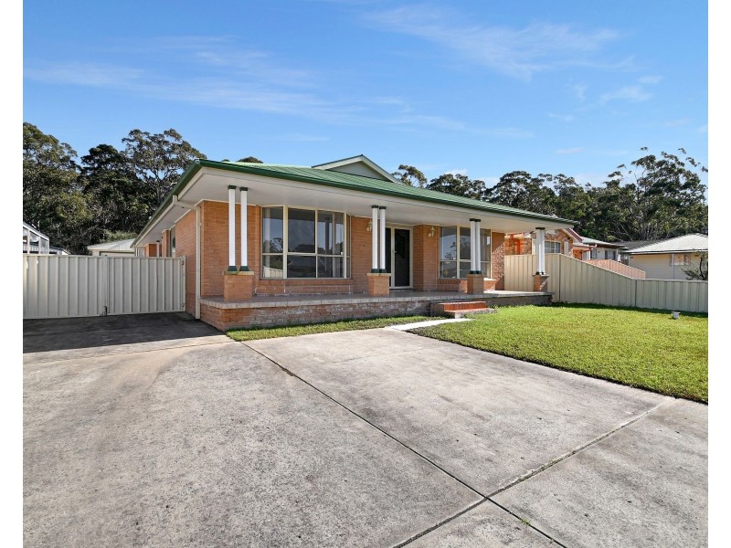 11 Stott Crescent, Callala Bay NSW 2540