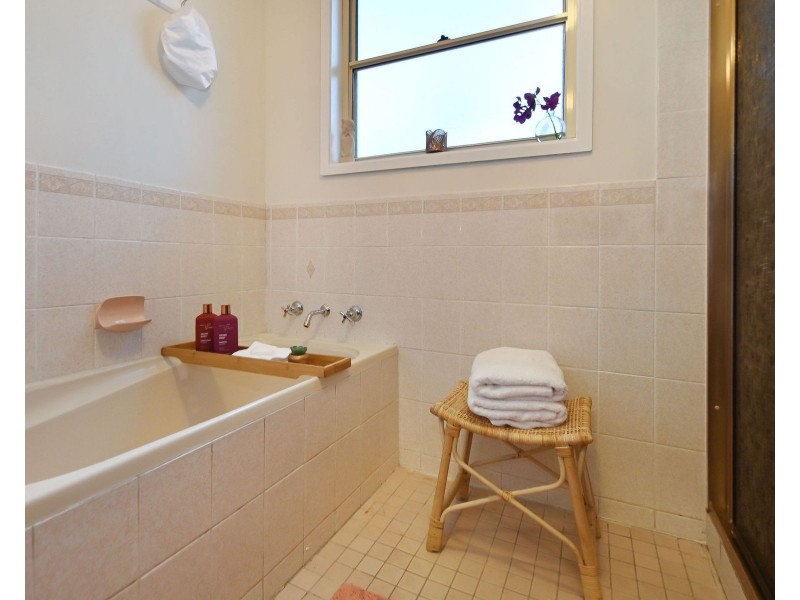 37 Sydney Avenue, Callala Bay NSW 2540