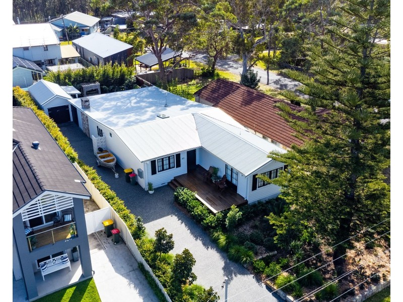 80 Watts Road, Callala Beach NSW 2540