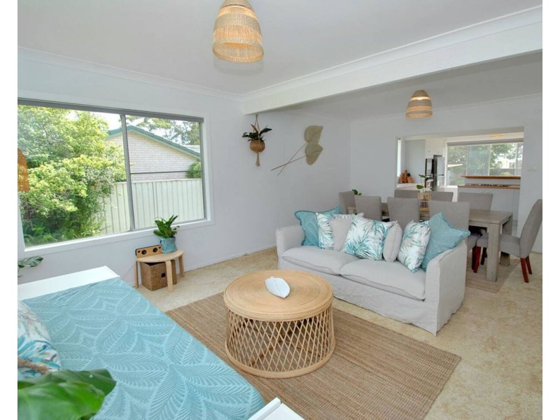 18 Chapman Street, Callala Bay NSW 2540