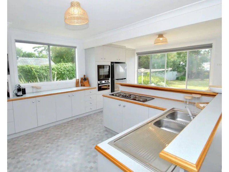 18 Chapman Street, Callala Bay NSW 2540