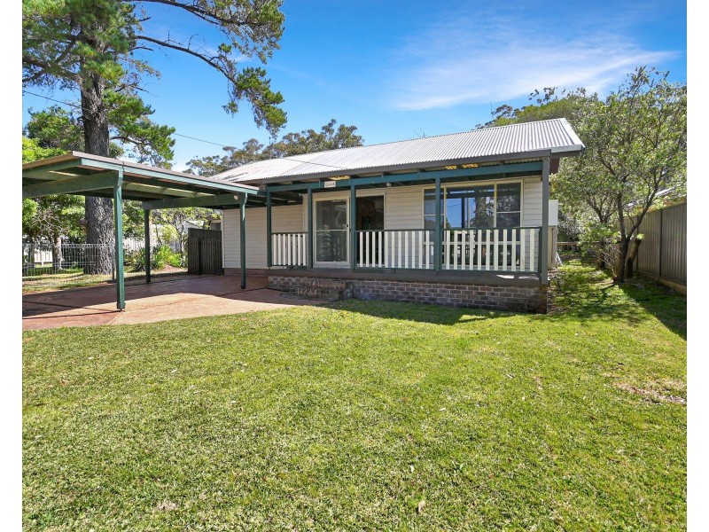 144 Queen Mary Street, Callala Beach NSW 2540