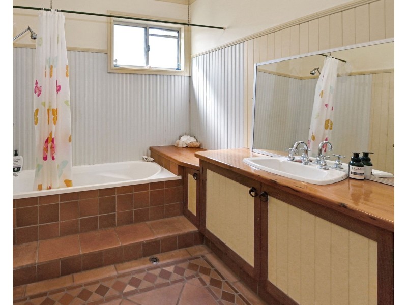 144 Queen Mary Street, Callala Beach NSW 2540