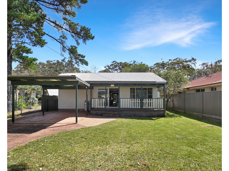 144 Queen Mary Street, Callala Beach NSW 2540