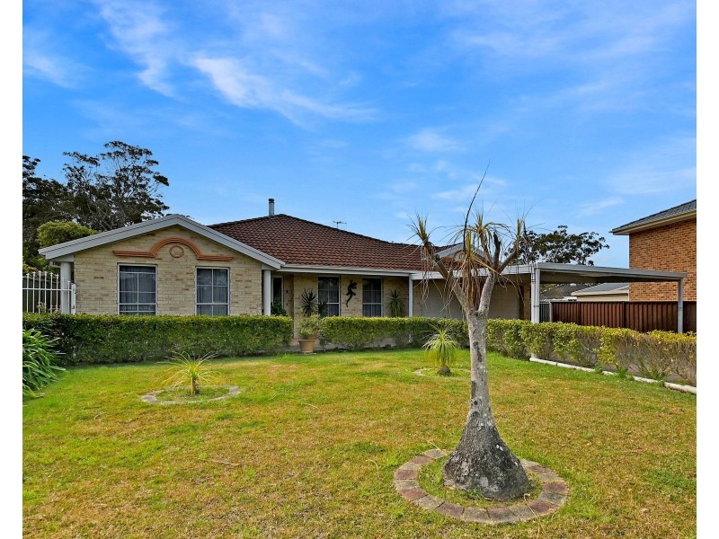 50 Hollingsworth Crescent, Callala Bay NSW 2540
