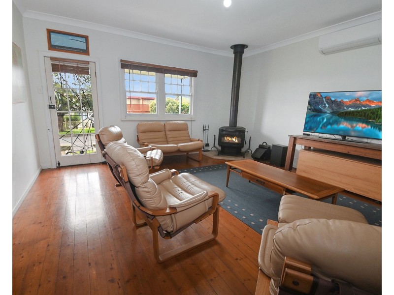 38 Greenwell Point Road, Greenwell Point NSW 2540