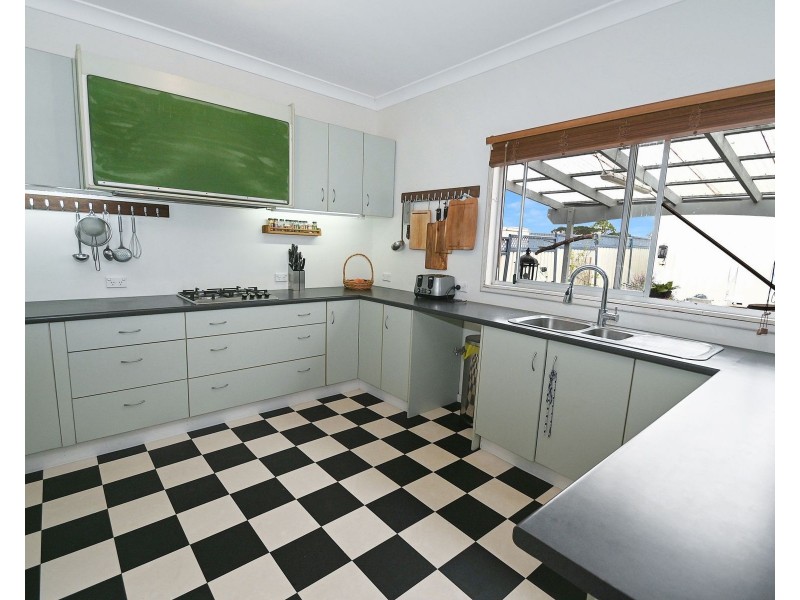 38 Greenwell Point Road, Greenwell Point NSW 2540