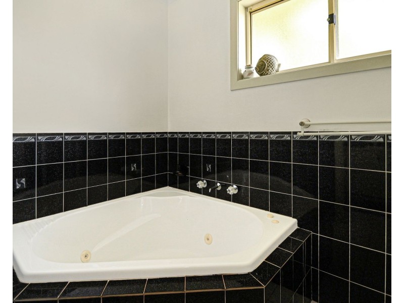 11 Silvermere Street, Culburra Beach NSW 2540