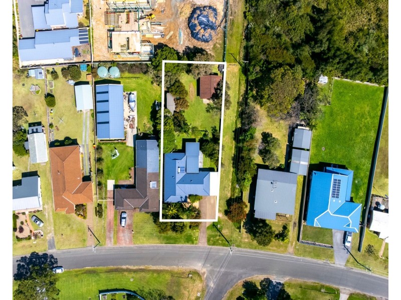11 Silvermere Street, Culburra Beach NSW 2540
