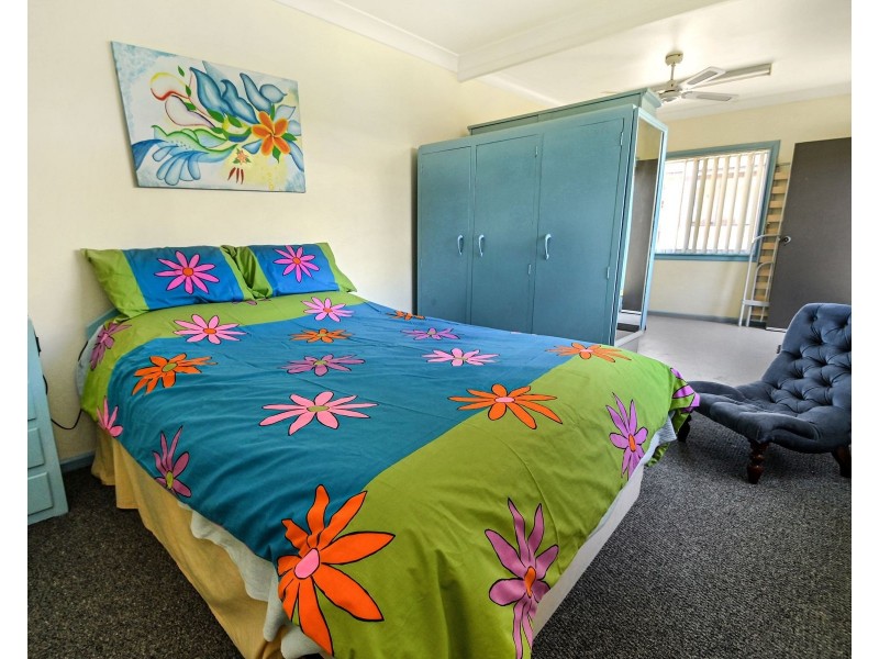 18 Carlton Crescent, Culburra Beach NSW 2540