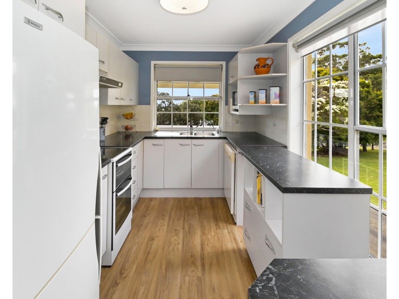 8 Ophir Street, Orient Point NSW 2540
