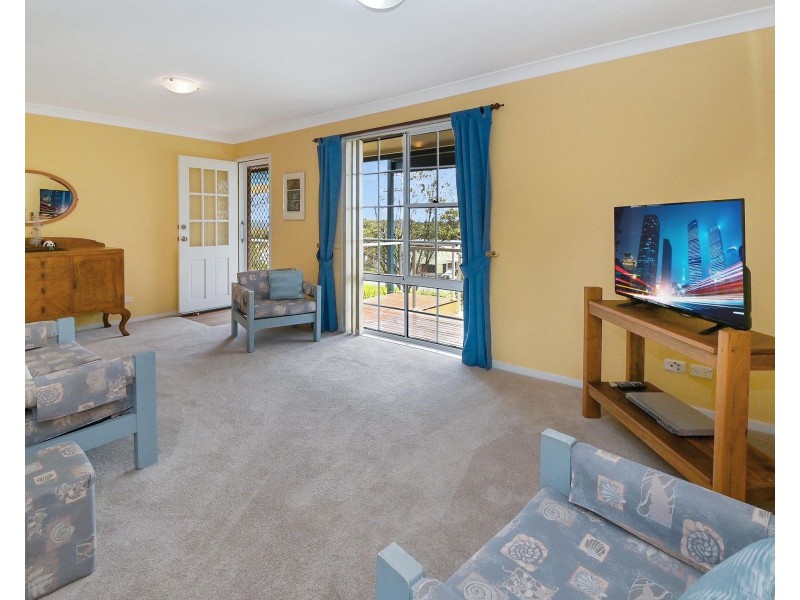 8 Ophir Street, Orient Point NSW 2540