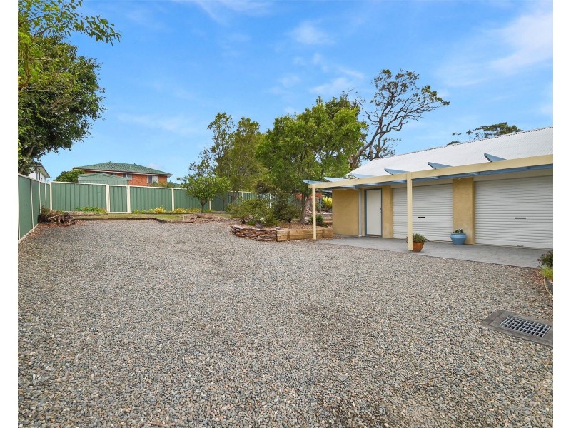8 Ophir Street, Orient Point NSW 2540