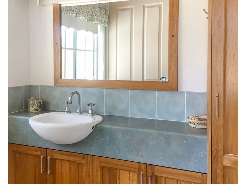 8 Ophir Street, Orient Point NSW 2540