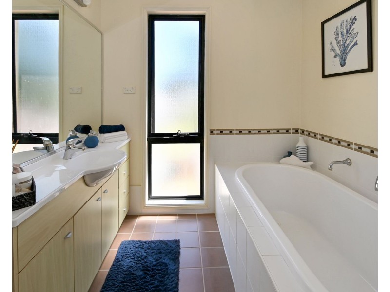1A Morton Street, Callala Bay NSW 2540