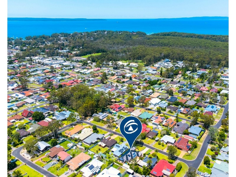 42 Stott Crescent, Callala Bay NSW 2540