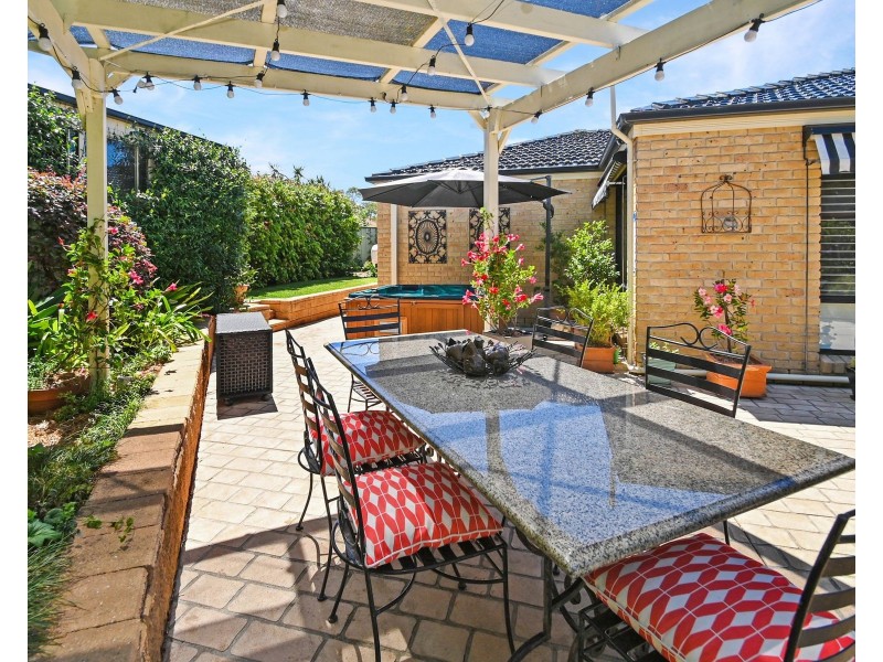 42 Stott Crescent, Callala Bay NSW 2540