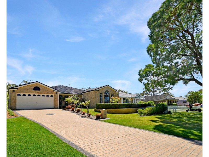 42 Stott Crescent, Callala Bay NSW 2540