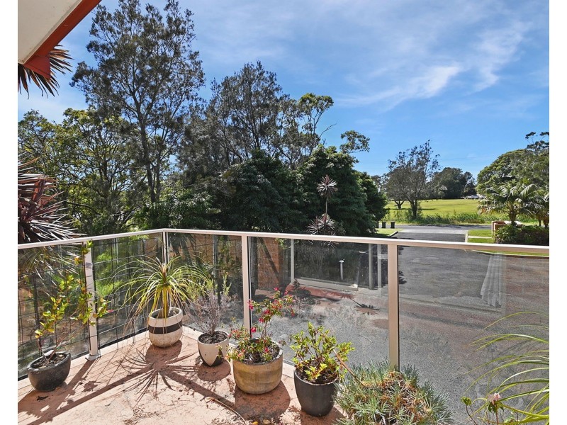 2/27 The Triangle, Culburra Beach NSW 2540