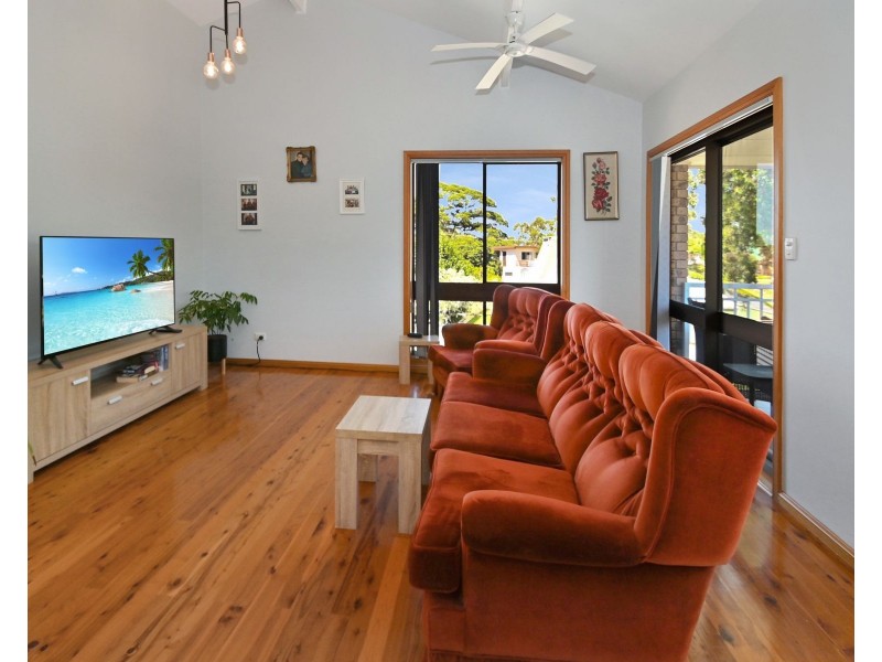 40 Callala Beach Road, Callala Beach NSW 2540