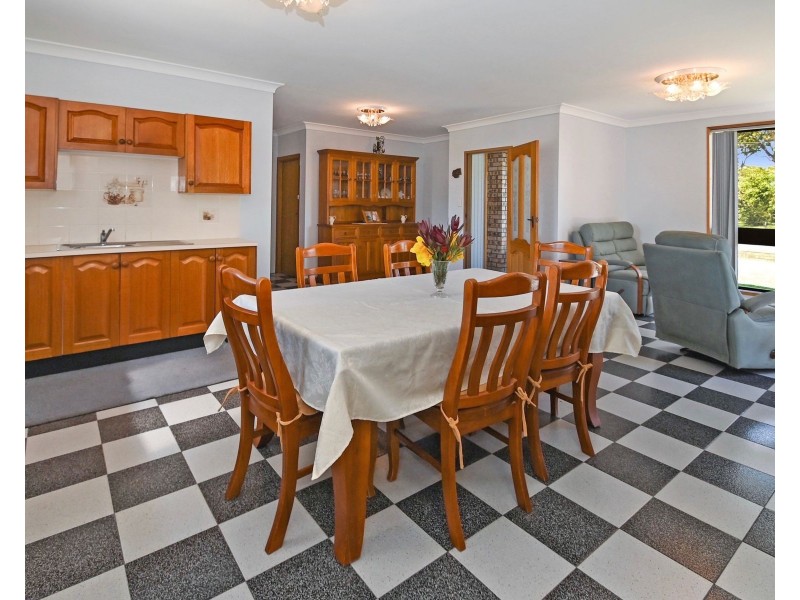 40 Callala Beach Road, Callala Beach NSW 2540