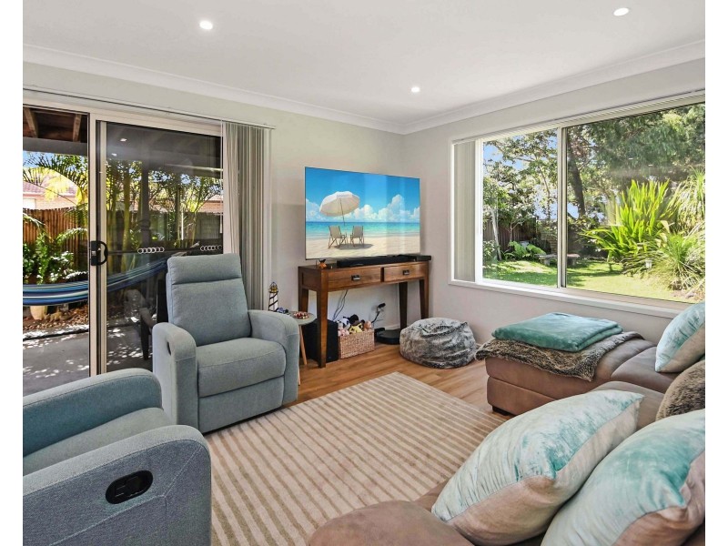 61 Verge Road, Callala Beach NSW 2540