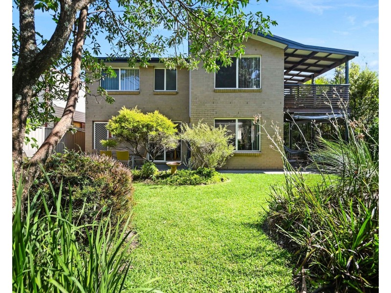61 Verge Road, Callala Beach NSW 2540
