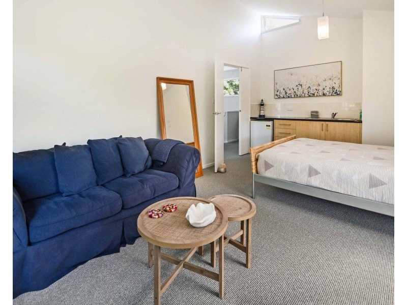 61 Verge Road, Callala Beach NSW 2540
