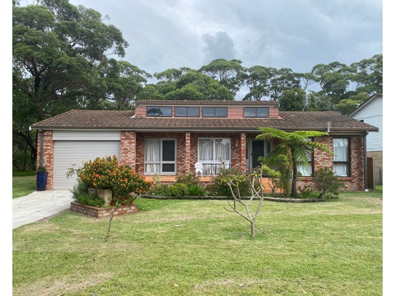 22 Kinghorn Road, Currarong NSW 2540