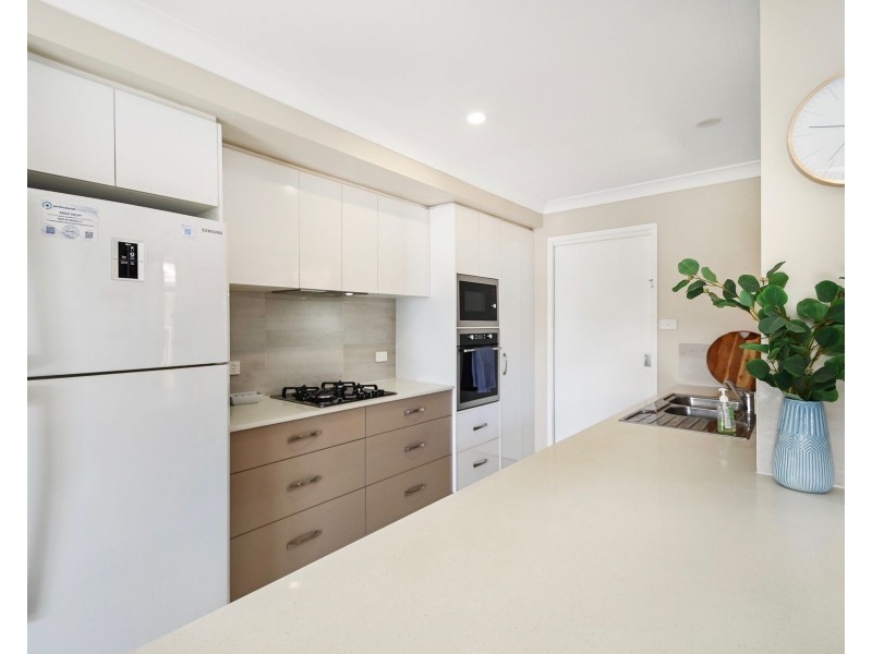 2/120 The Lake Circuit, Culburra Beach NSW 2540