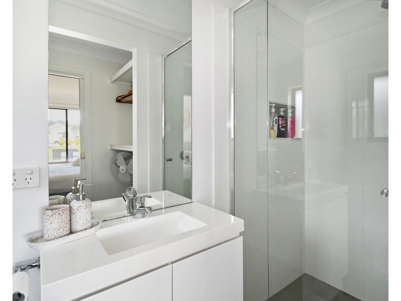 2/120 The Lake Circuit, Culburra Beach NSW 2540