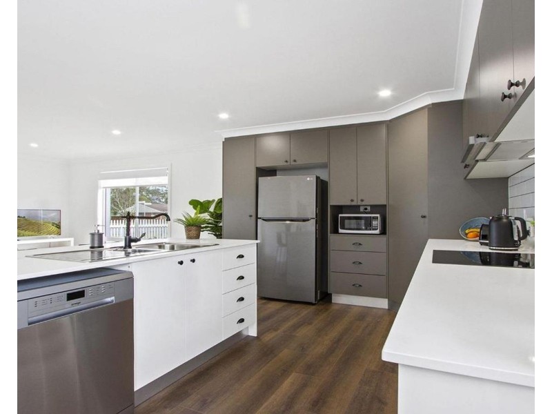 4 The Mall, Culburra Beach NSW 2540