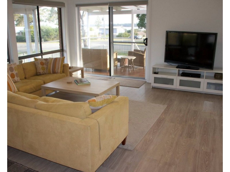 38 Silvermere Street, Culburra Beach NSW 2540