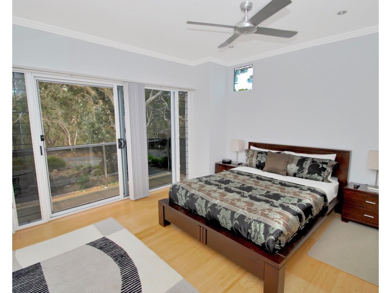 9 Caffrey Circuit, Callala Beach NSW 2540