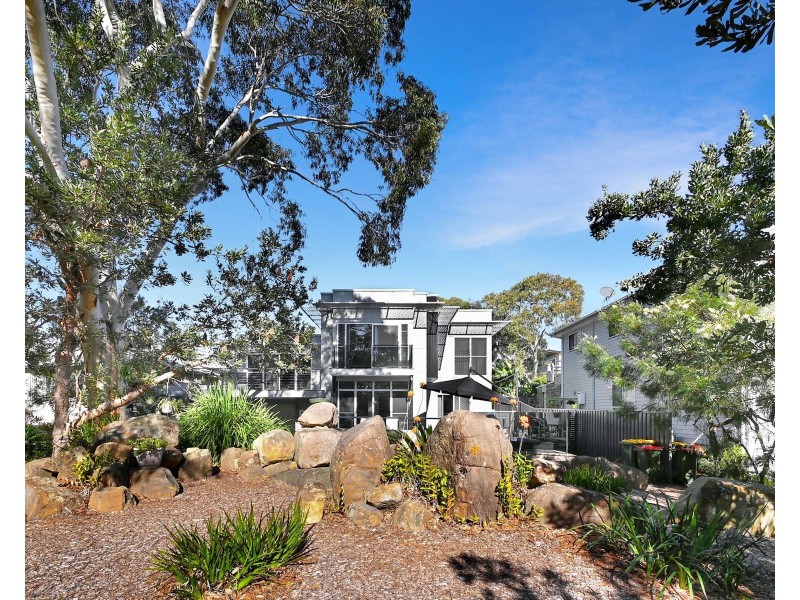 9 Caffrey Circuit, Callala Beach NSW 2540