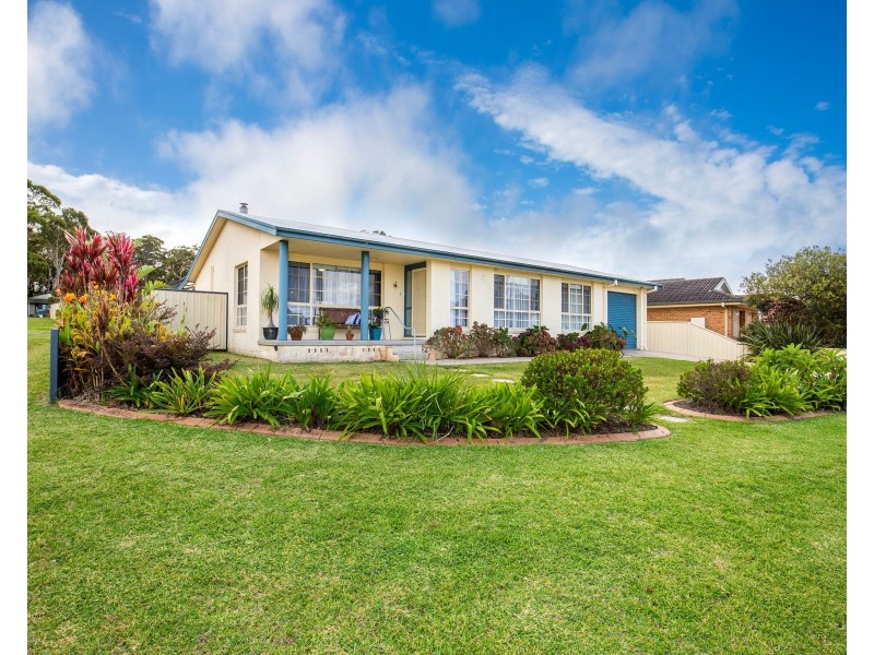 12 Colgan Close, Callala Bay NSW 2540