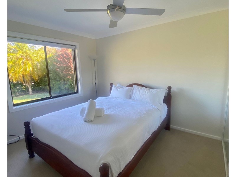 48 Osterley Avenue, Orient Point NSW 2540